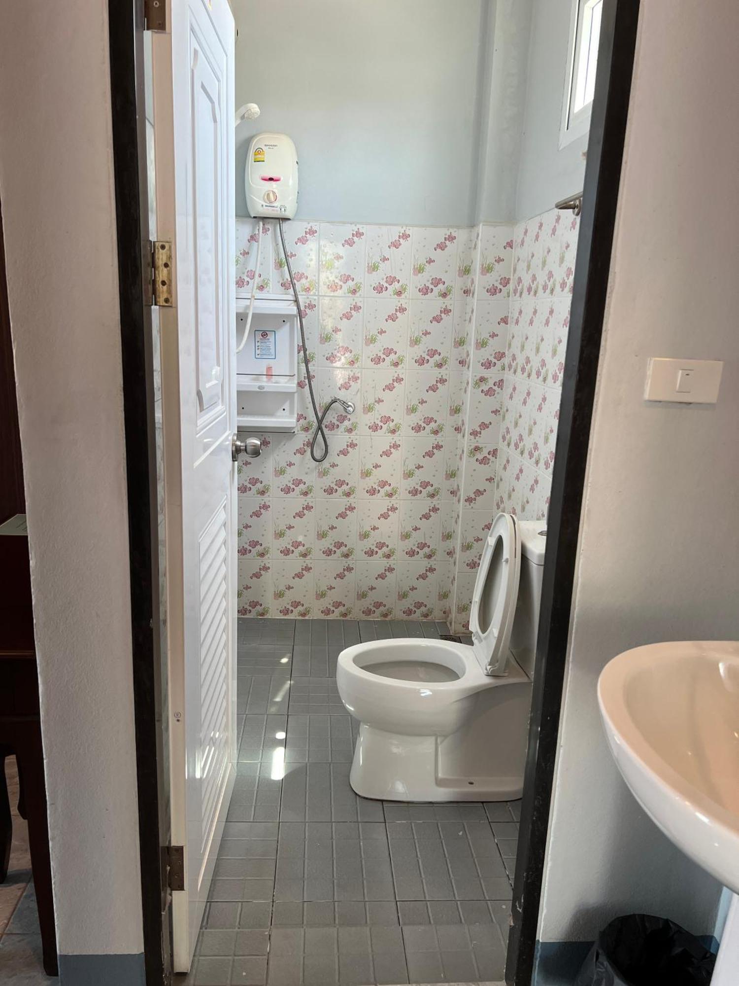 Nare Guest House Ko Lanta Eksteriør billede